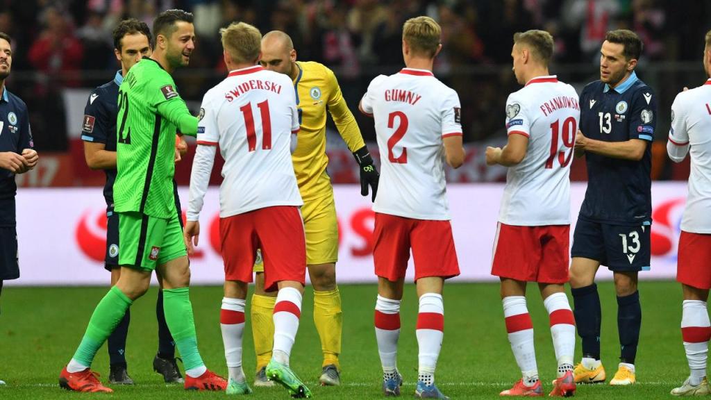 A emoção de Fabianski no último jogo pela seleção da Polónia