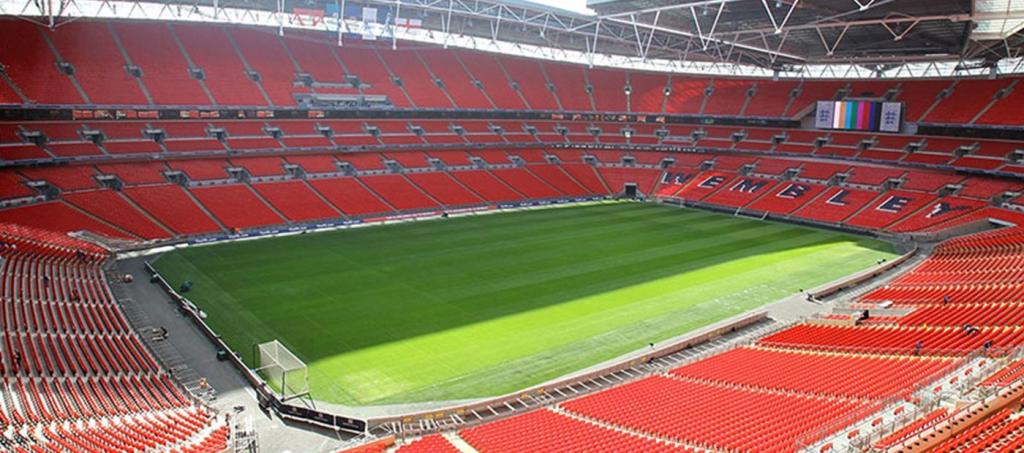 Wembley Stadium, Inglaterra (futebol) - 90 mil espectadores