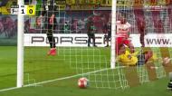 Akanji ficou a dormir e Nkunku não perdoou: Leipzig na frente com o Dortmund