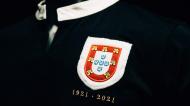 A camisola que assinala o centenário da Seleção Nacional (fotos: FPF)
