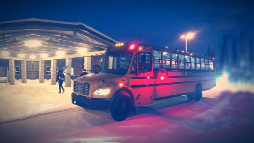 Autocarro elétrico escolar no Alaska