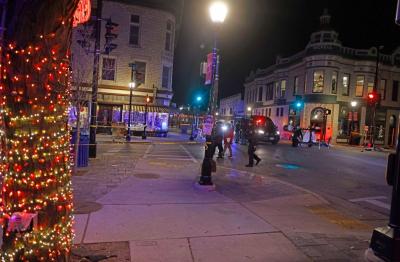 Atropelamento em desfile de Natal faz cinco mortos nos Estados Unidos - TVI
