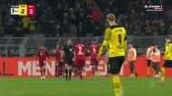 Lewandowski bisa de penálti e volta a dar vantagem ao Bayern em Dortmund