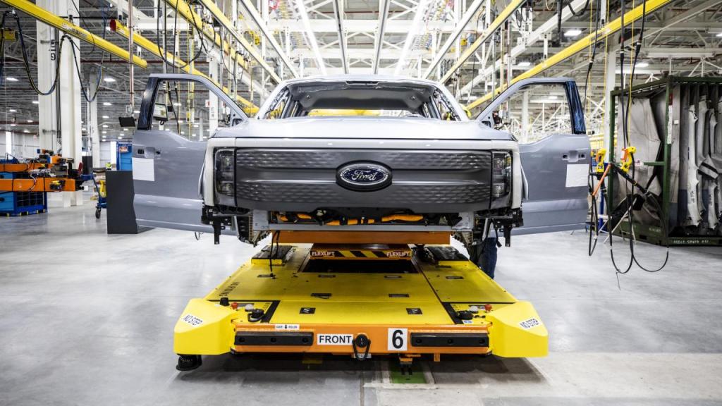 Ford quer ser segundo maior construtor de elétricos