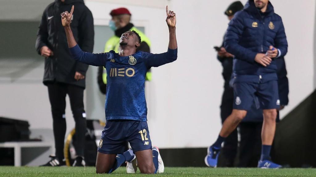 Zaidu fez o terceiro golo do FC Porto em Vizela (Manuel Fernando Araújo/Lusa)