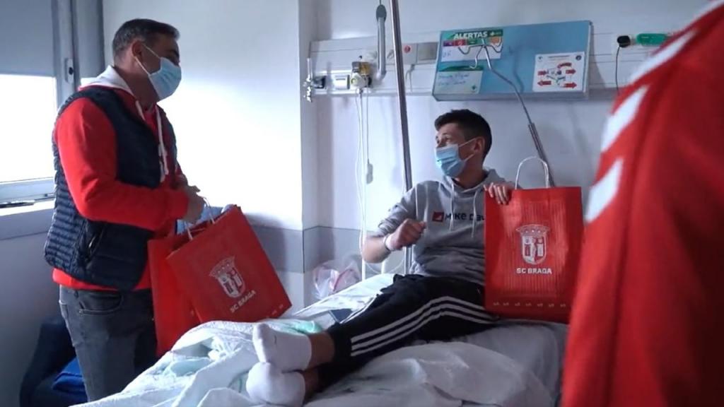 Carlos Carvalhal no Hospital de Braga (vídeo: Sp. Braga)