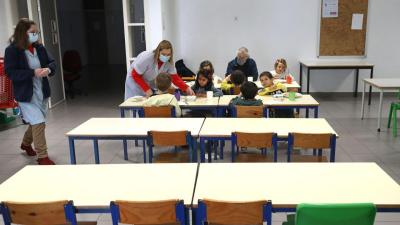 80% das cantinas escolares na região norte não abriram esta sexta-feira - TVI
