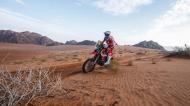 Daniel Sanders lidera em motas no Dakar 2022