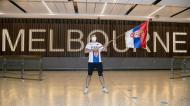 Protestos de apoio a Djokovic no aeroporto de Melbourne (AP)