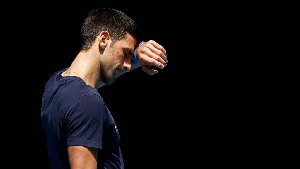 Novak Djokovic a treinar para o Open da Austrália (Getty images)