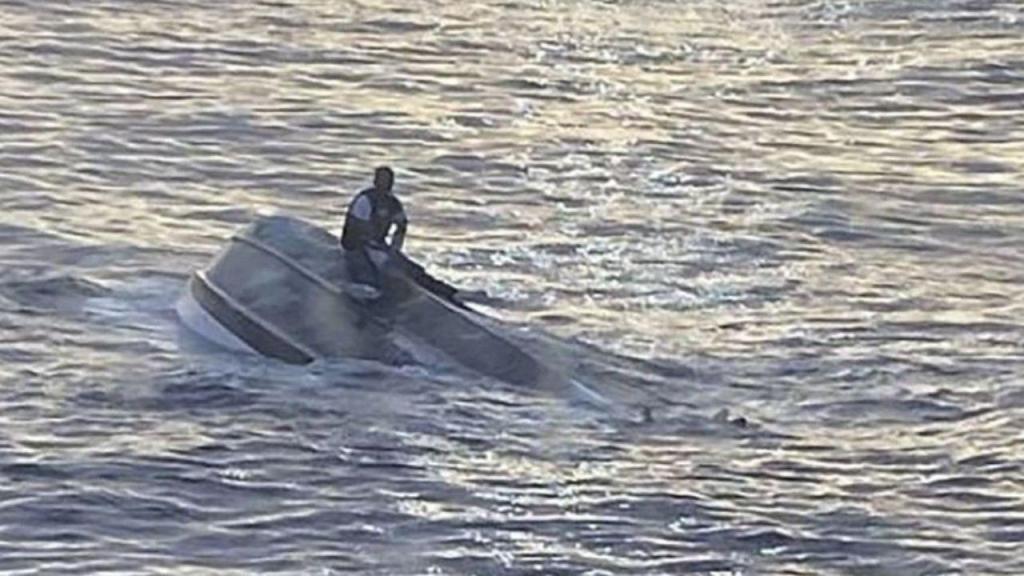 Homem encontrado após naufrágio de barco na Florida (Direitos Reservados)
