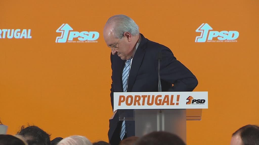Em português ou alemão, Rio diz que não vê como pode “ser útil”. Qual o futuro do PSD?