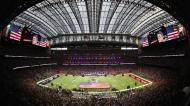 Reliant Stadium, em Houston, Texas (recebeu o Super Bowl em 2004 e 2017)