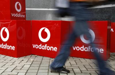 Vodafone diz que nunca foi condenada a indemnizar clientes. Trata-se de um reembolso, garante a empresa - TVI