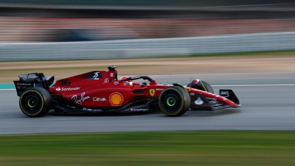 Charles Leclerc foi o mais rápido nos testes em Barcelona