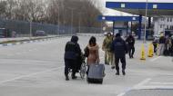 Muitos ucranianos estão a chegar à fronteira com a Moldávia