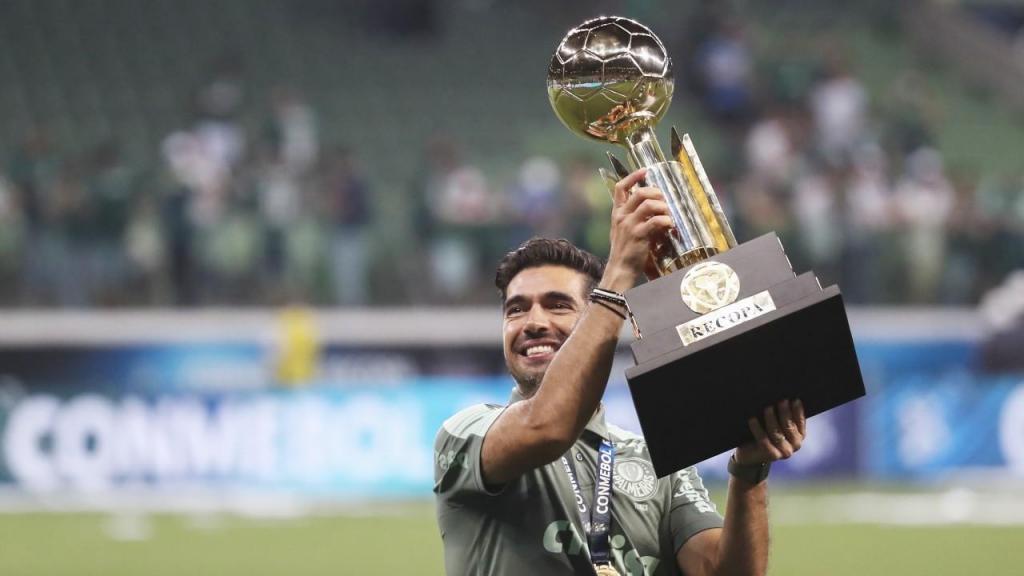 Abel conquista Supertaça Sul-Americana pelo Palmeiras (Sebastião Moreira/EPA)
