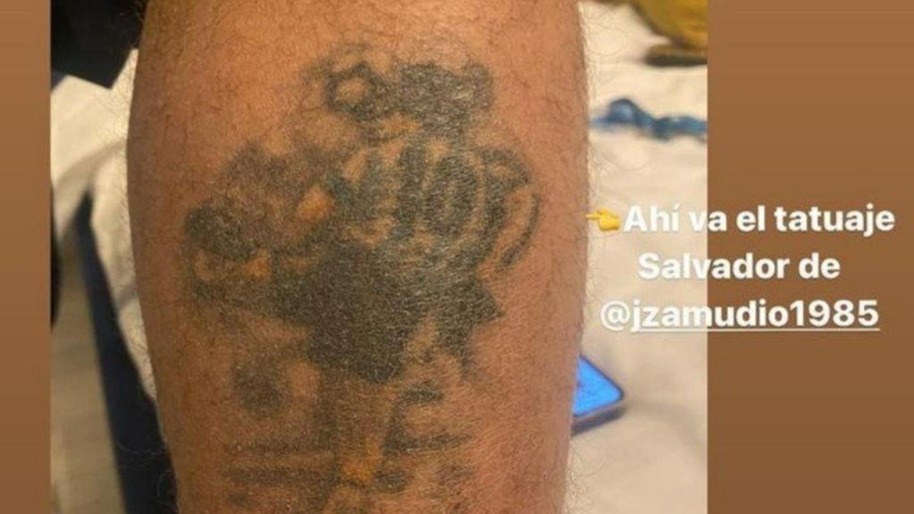 Jornalistas ‘salvos’ por tatuagem de Maradona (instagram)