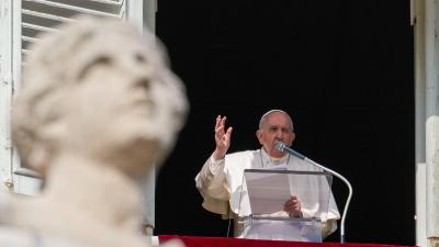 Papa Francisco pede que migrações sejam abordadas como “essenciais para o futuro de todos” - TVI
