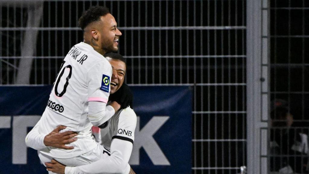 Neymar e Mbappé brilharam na vitória do PSG sobre o Clermont