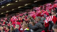 SEMPRE ARREPIANTE: You'll Never Walk Alone cantado antes do Liverpool-Benfica