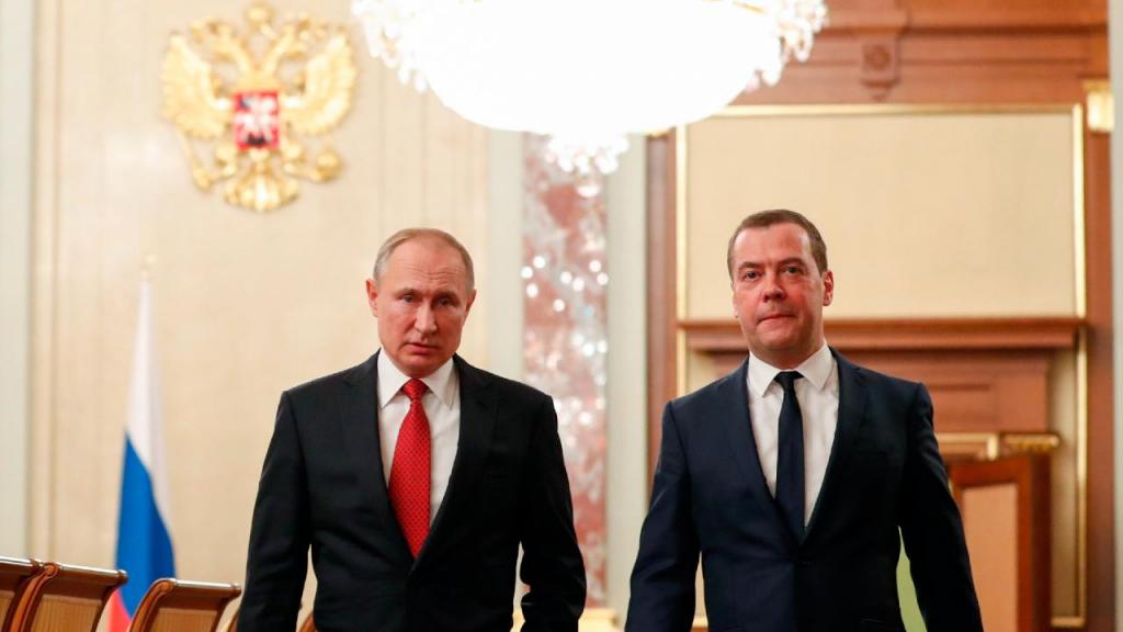 Vladimir Putin e Dmitry Medvedev (Dmitry Astakhov/AP)
