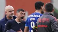 Treinador do FC Porto, Sérgio Conceição, mostrou irritação junto da equipa de arbitragem após a derrota em Braga