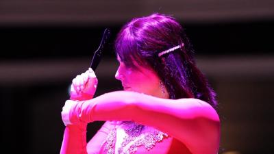 Escândalo: Aida faz show de striptease? - TVI