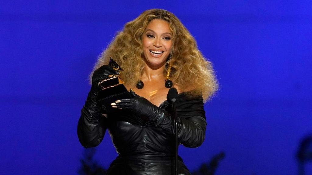 Beyoncé recorreu a produtos de branqueamento de pele (AP)