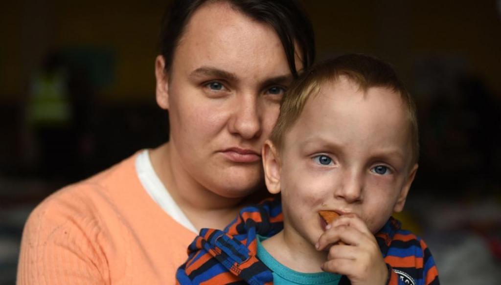 Mães fugiram da Ucrânia para protegerem os filhos (CNN)