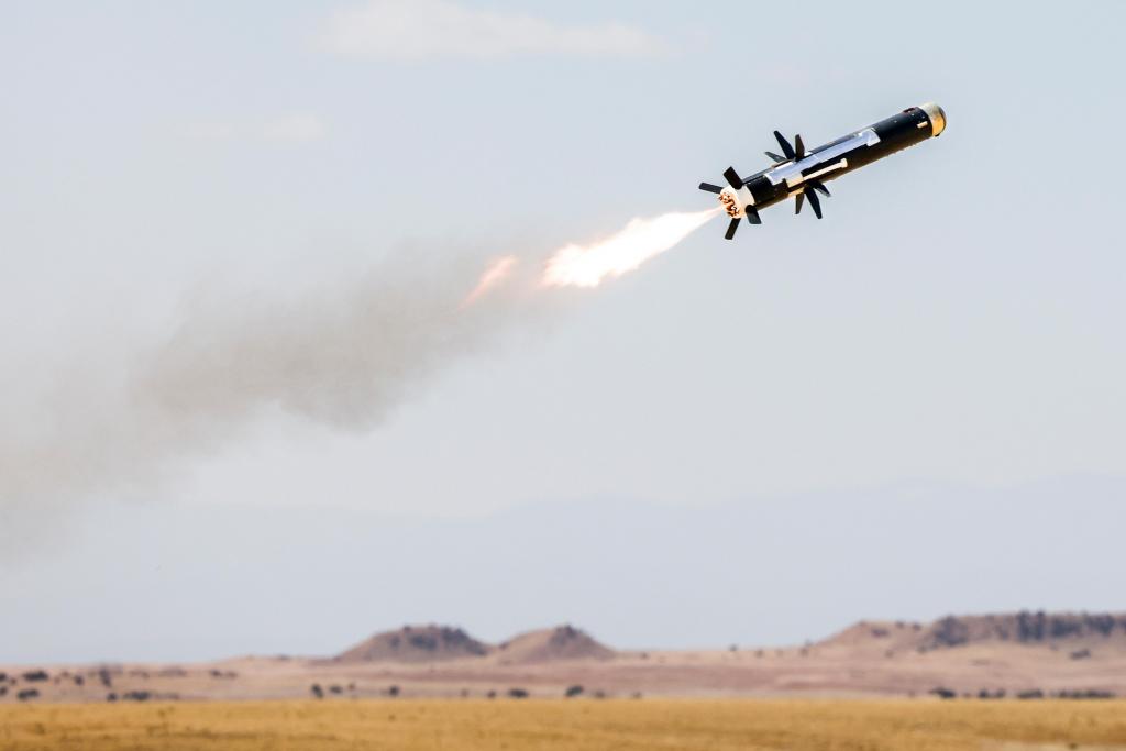 Javelin, o míssil antitanque que se tornou no símbolo da ajuda ocidental à Ucrânia (Imagem Getty)
