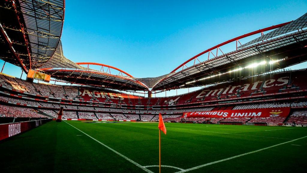 Benfica de luto pela morte do sócio n.º 1 - CNN Portugal