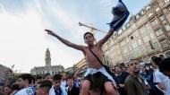 A festa dos adeptos do FC Porto nos Aliados