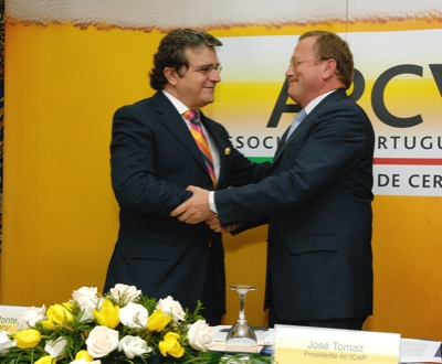 Alberto da Ponte, da APCV e José Thomaz, do ICAP, assinaram um protocolo