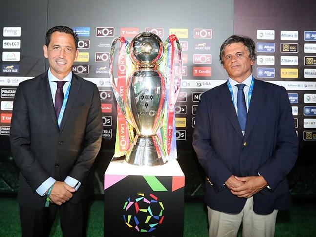 Pedro Proença, presidente da Liga, com Fernando Torrão, presidente da Comissão de Instrutores da Liga