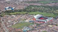 Liverpool (Anfield) e Everton (Goodison Park), Inglaterra: 1,3 quilómetros