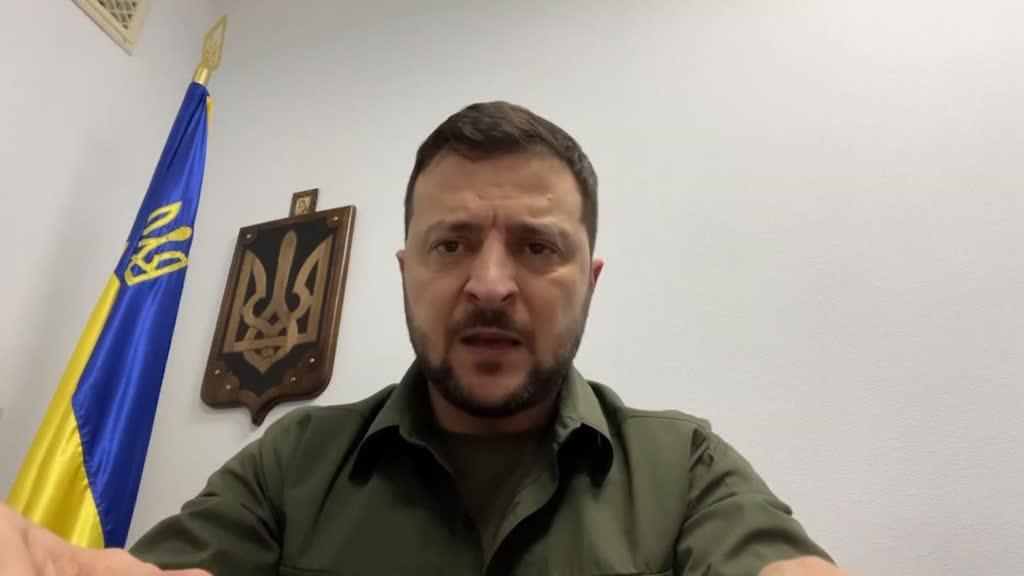 Rússia intensifica ataques no Donbass e Zelensky admite: "A situação é extremamente difícil"