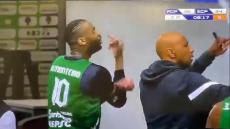 VÍDEO: jogador do Sporting fez gesto obsceno para adeptos do FC Porto