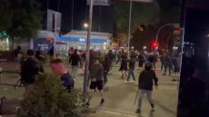 VÍDEO: adeptos de Roma e Feyenoord envolvem-se em confrontos em Tirana