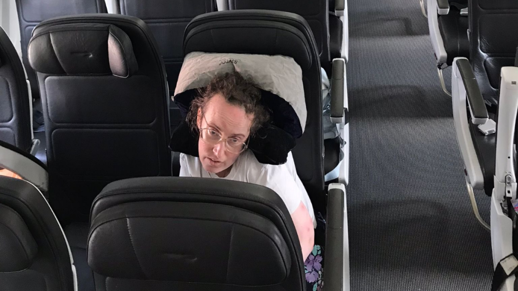 Mulher tetraplégica é esquecida num avião durante uma hora e meia (Twitter: Sonia Sodha)