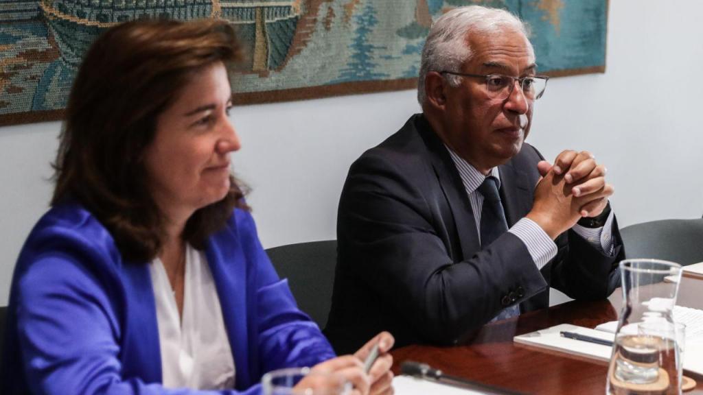 António Costa e Ana Mendes Godinho em reunião da Comissão Permanente de Concertação Social (Tiago Petinga/ Lusa) 