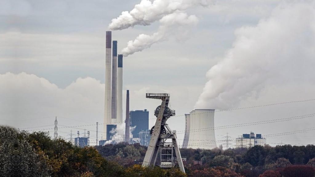 Central de carvão na Alemanha (Foto: Associated Press)