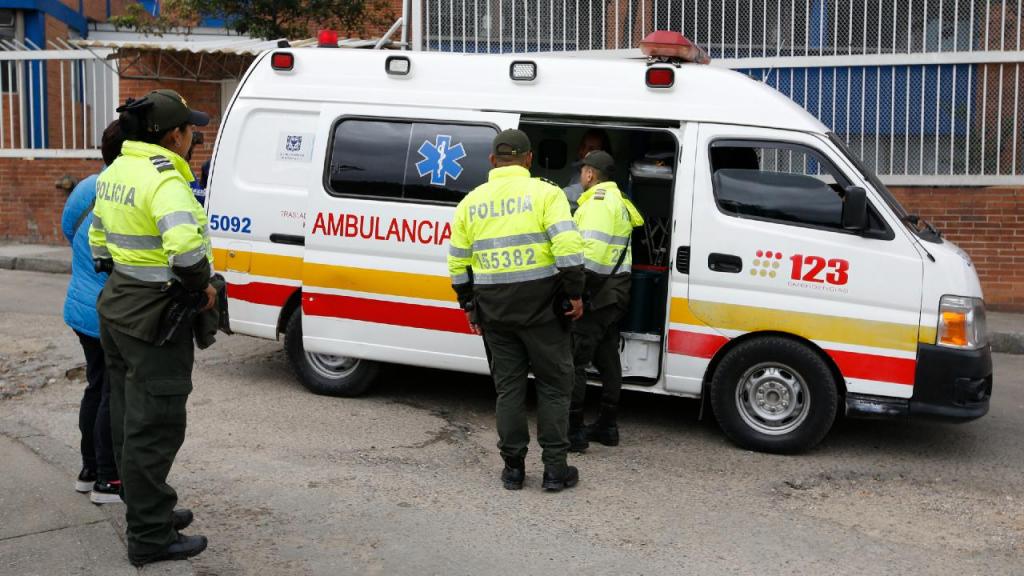 Ambulância na Colômbia (Fernando Vergara/AP)