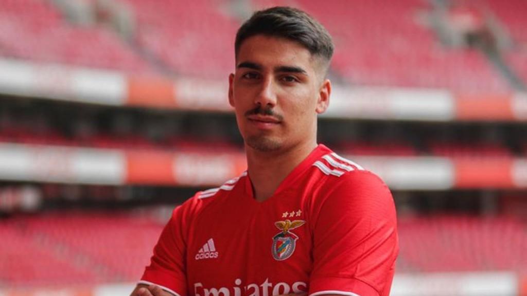Benfica contratou João Félix para a baliza