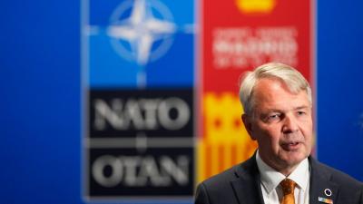 Finlândia admite pela primeira vez a adesão à NATO sem a Suécia - TVI
