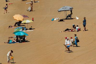 Continente e ilha do Porto Santo com risco muito elevado de radiação UV - TVI