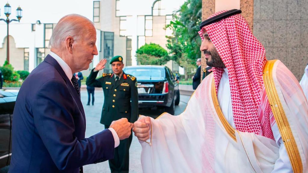 Joe Biden e Mohammed bin Salman (AP)