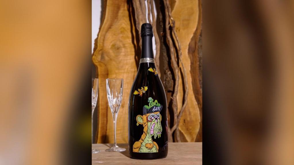 Garrafa de champanhe vendida por valor recorde de 2,5 milhões de dólares