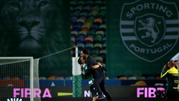 Ásia: Sepahan, de José Morais, ainda na luta pelo apuramento na Liga dos  Campeões - CNN Portugal