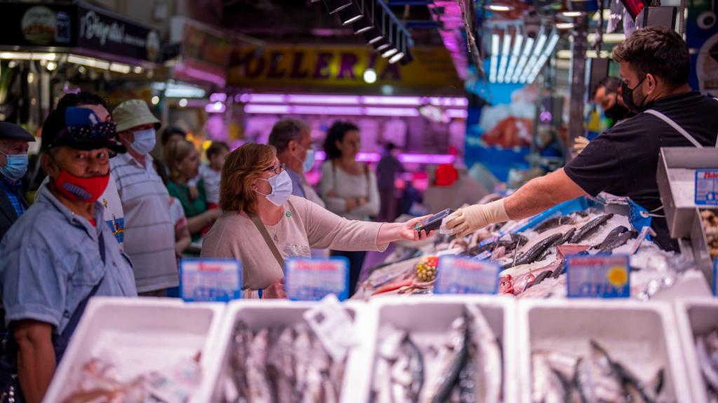 Inflação, preços, mercado, peixe, peixaria. Foto: Manu Fernandez/AP
